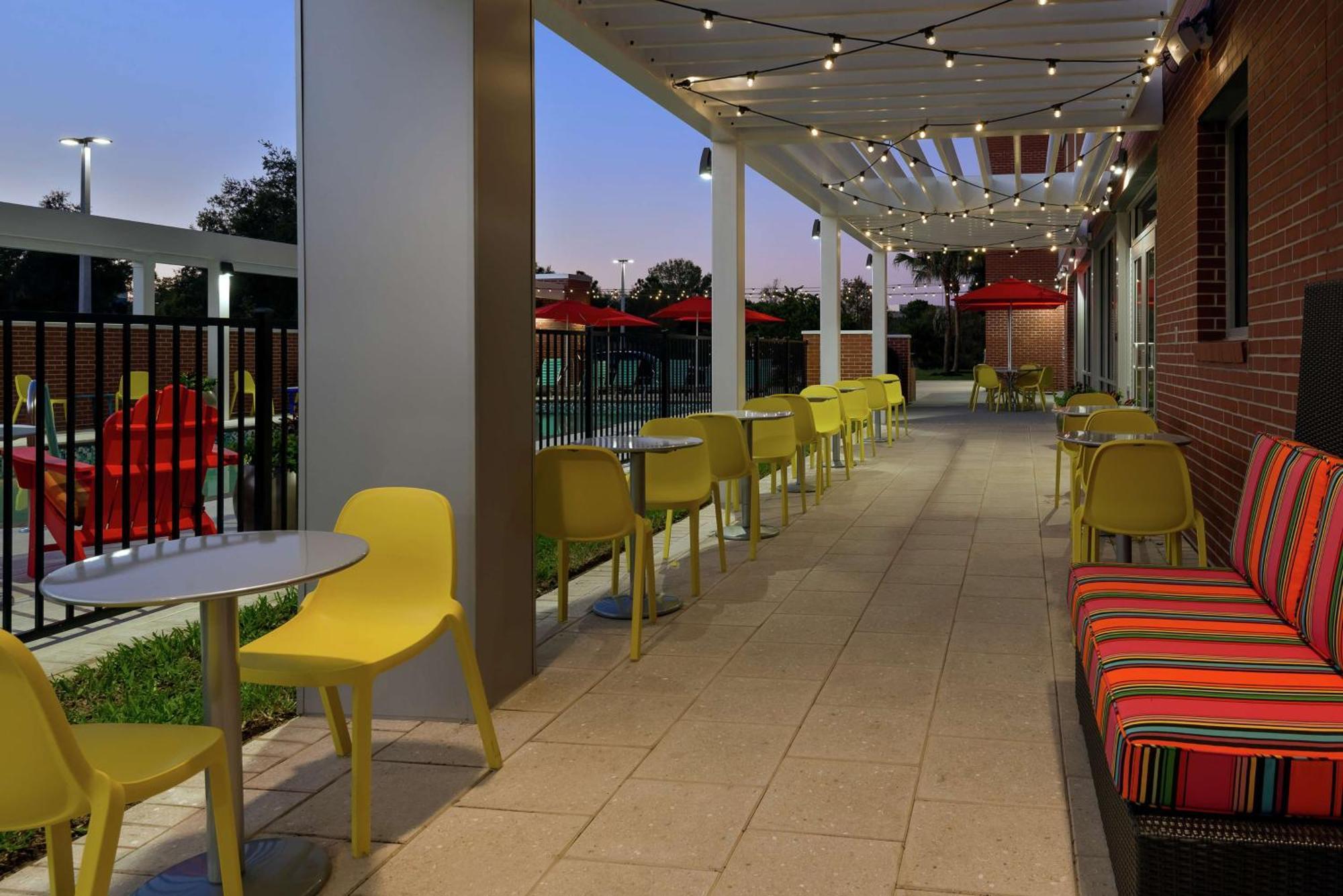 Home2 Suites By Hilton Orlando Near Ucf Alafaya Eksteriør billede